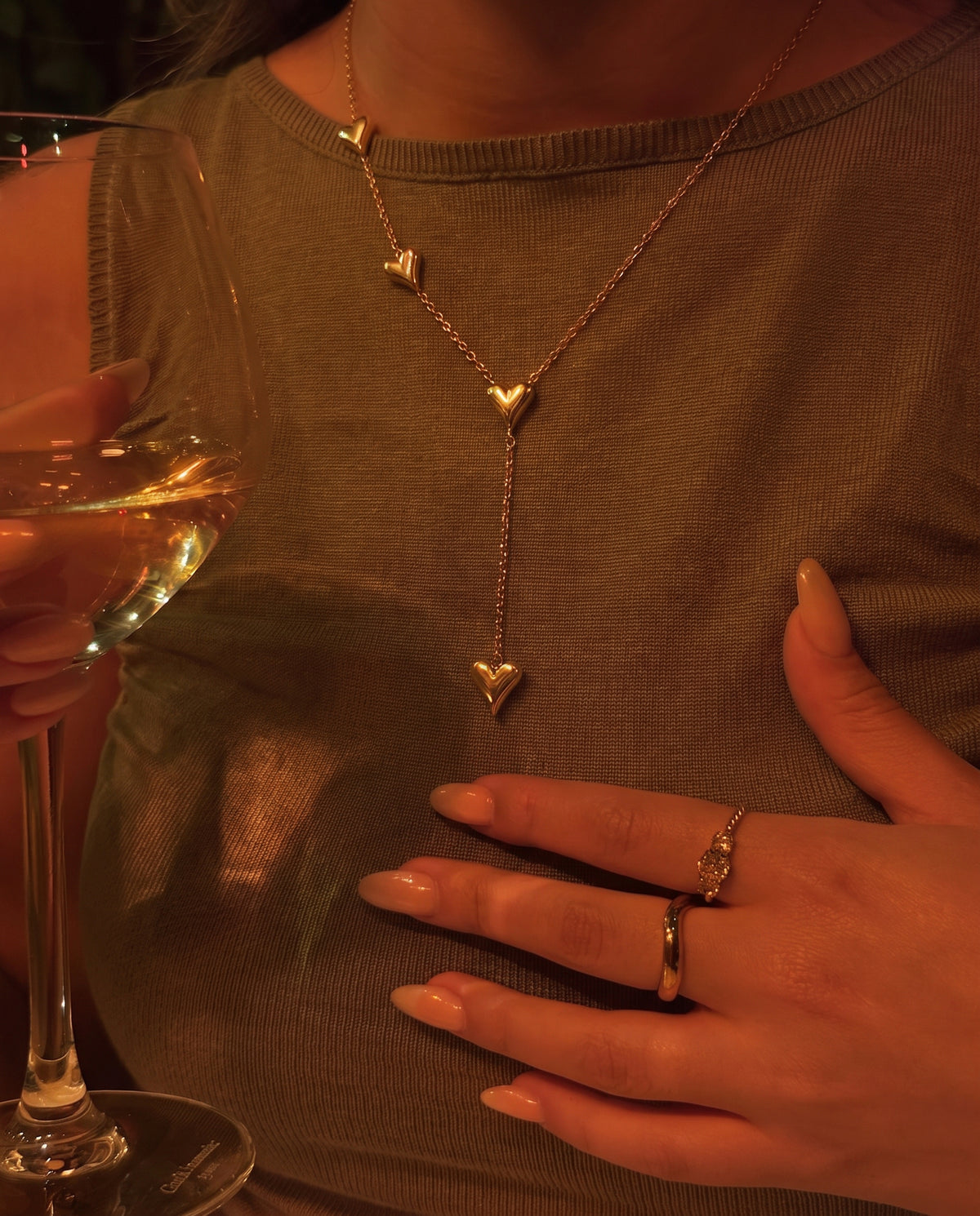 EIRA NECKLACE