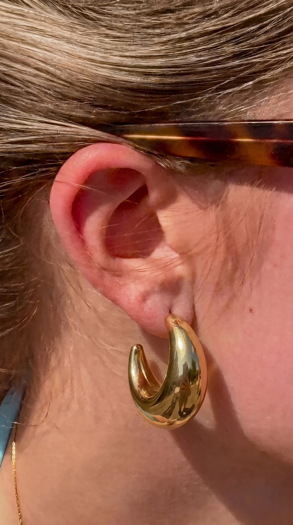 CHUNKY HOOPS EARRINGS